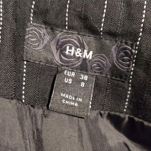 H&M Black & White Striped Linen Blazer Career, Casual Size 8 - Picture 6 of 11